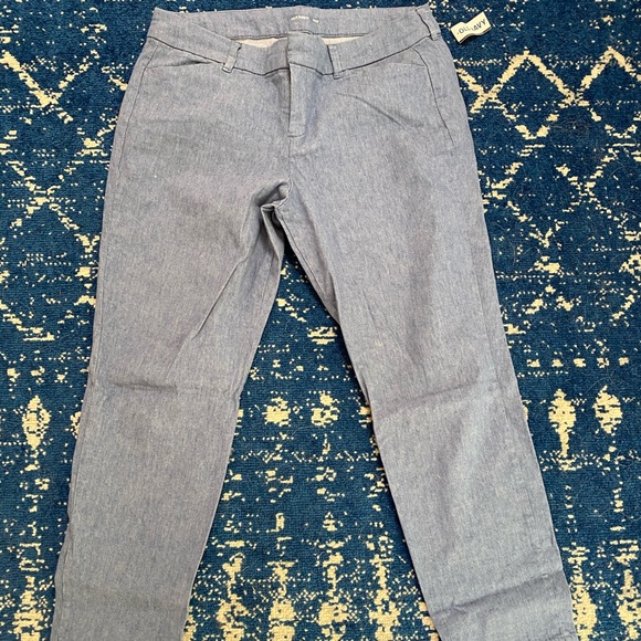 Old Navy Pixie Pants, size 12 light denim - Picture 1 of 4